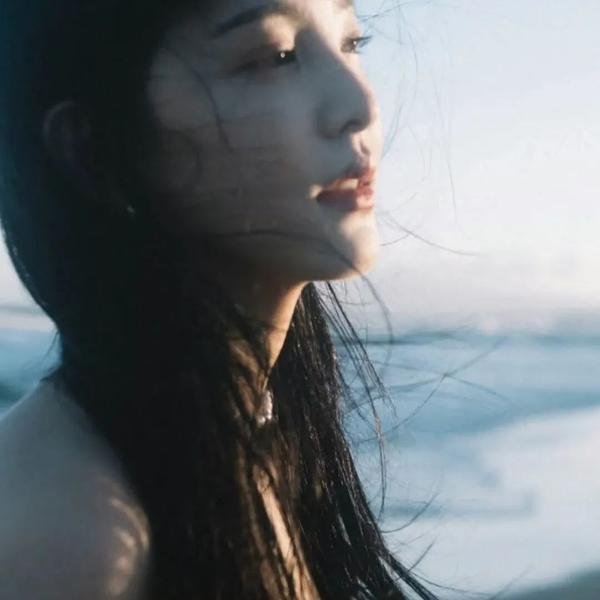 坐稳车泰欣娜
